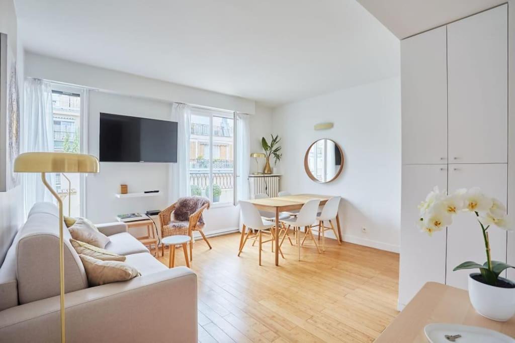 Rent A Room Apartments - Degas Paris Ngoại thất bức ảnh