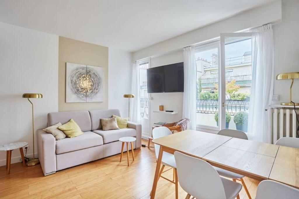 Rent A Room Apartments - Degas Paris Ngoại thất bức ảnh