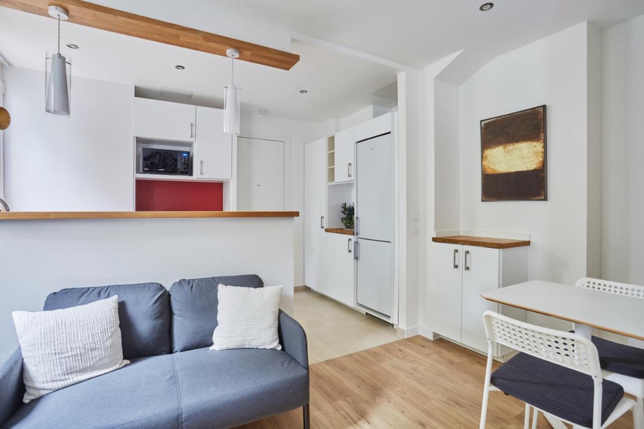 Rent A Room Apartments - Degas Paris Ngoại thất bức ảnh