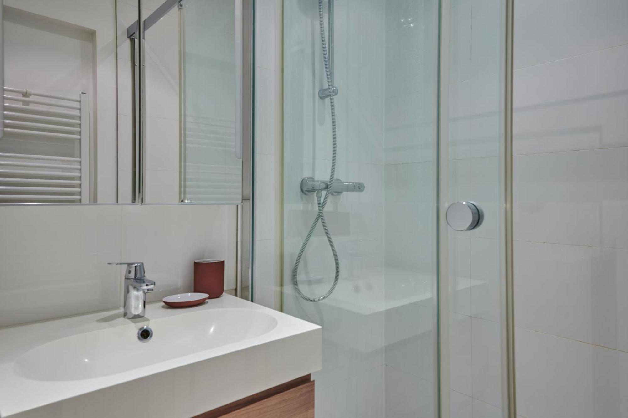 Rent A Room Apartments - Degas Paris Ngoại thất bức ảnh